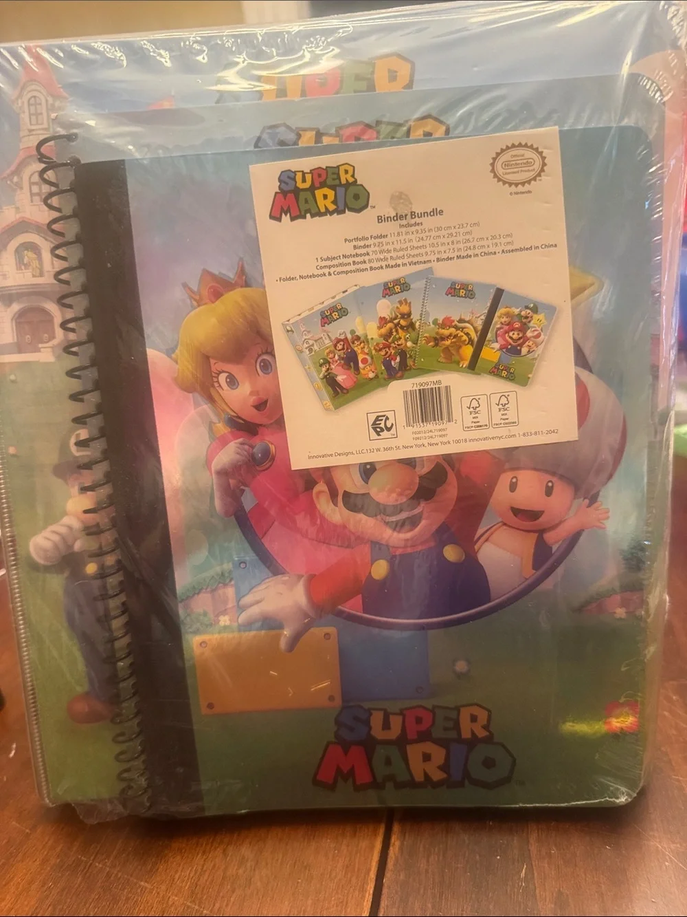 Nintendo Super Mario Blue Green Red Binder Bundle